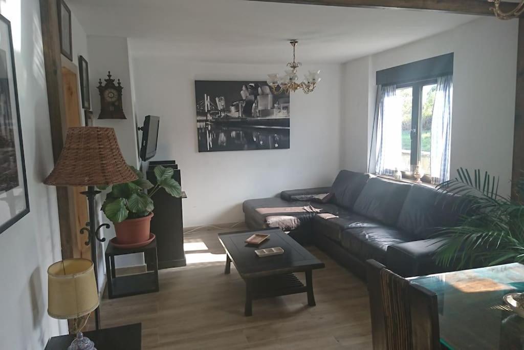 Casa Maria Vut 5614 As Apartment Villaviciosa  Bagian luar foto
